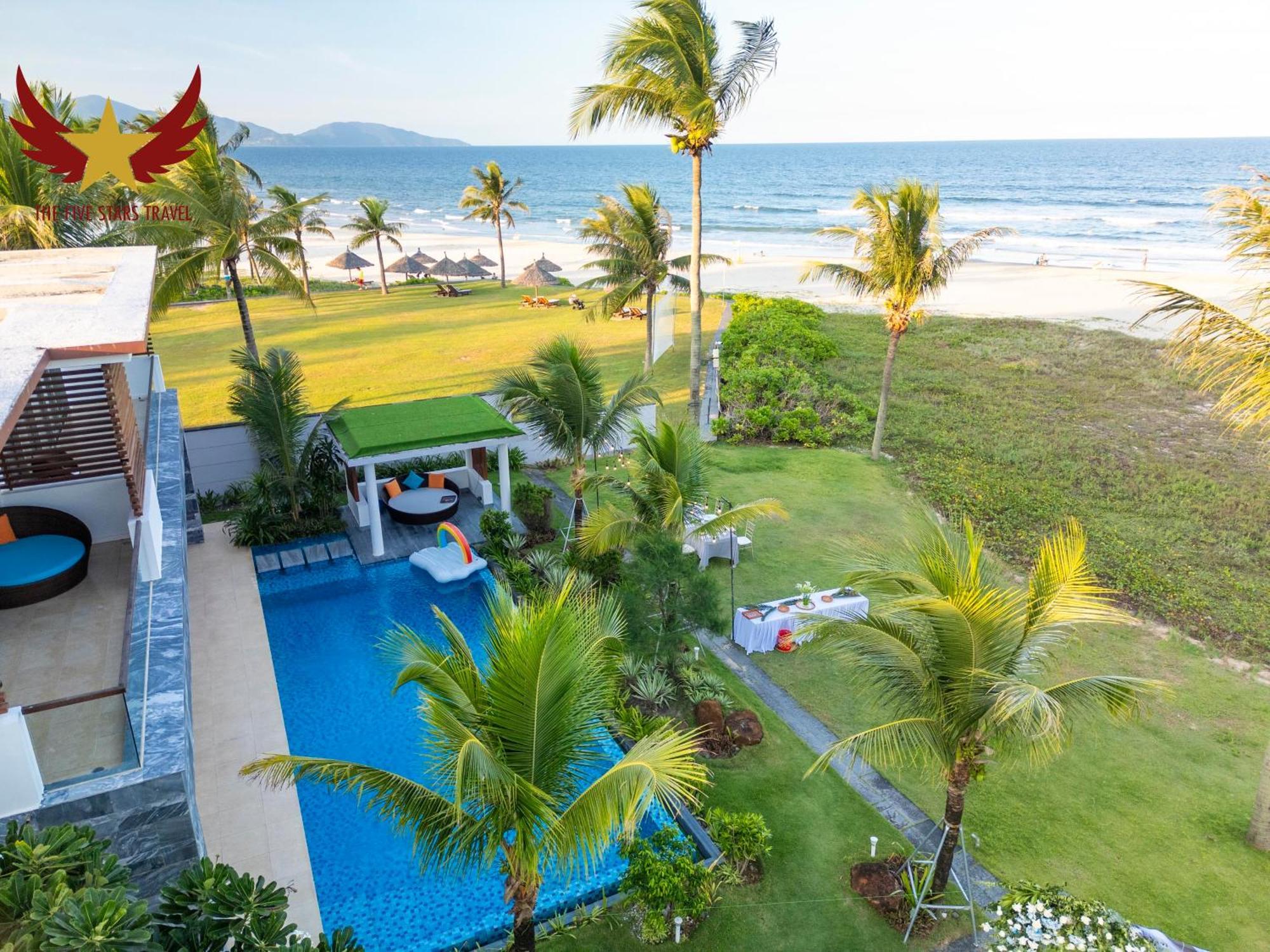 Villa 6 Bedrooms Luxury & Beachfront