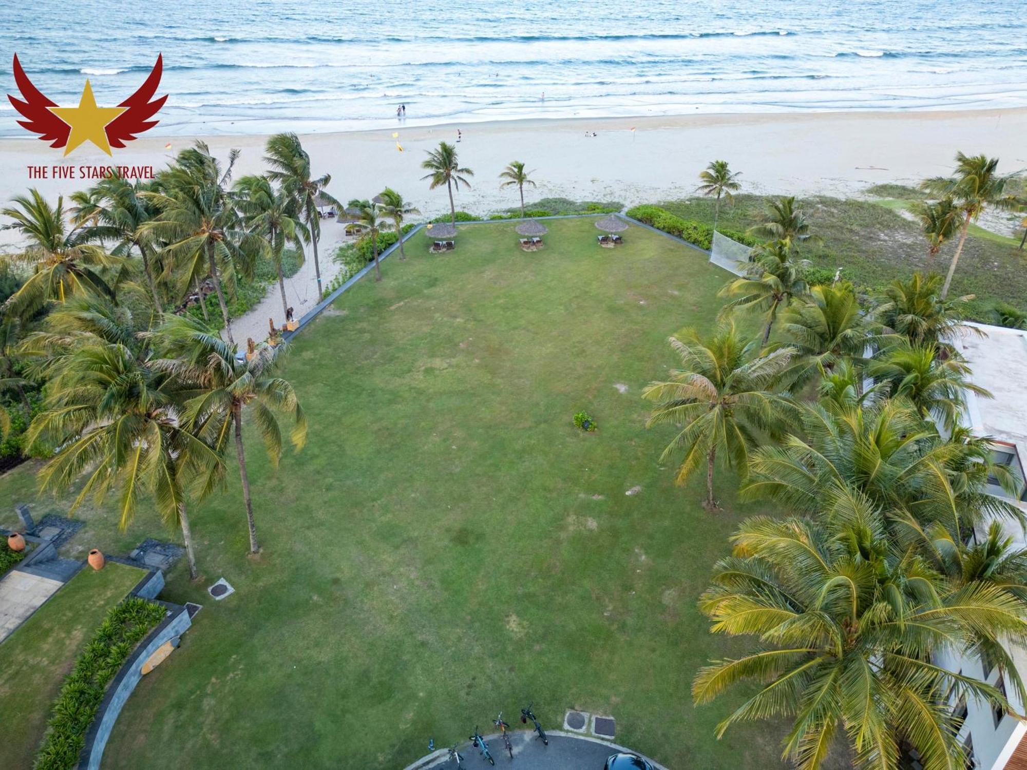 Villa 6 Bedrooms Luxury & Beachfront *