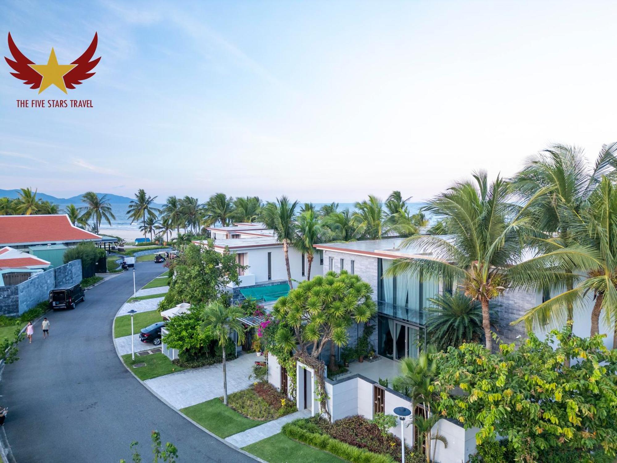 7 Bedrooms Beachfront Luxury Villa Da Nang