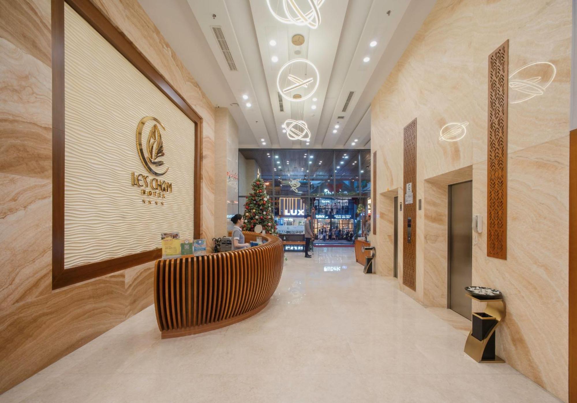 Le's Cham Hotel