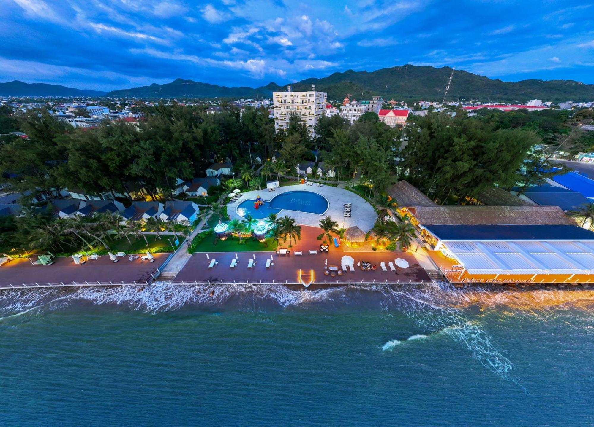 Resort Palace Long Long Hai