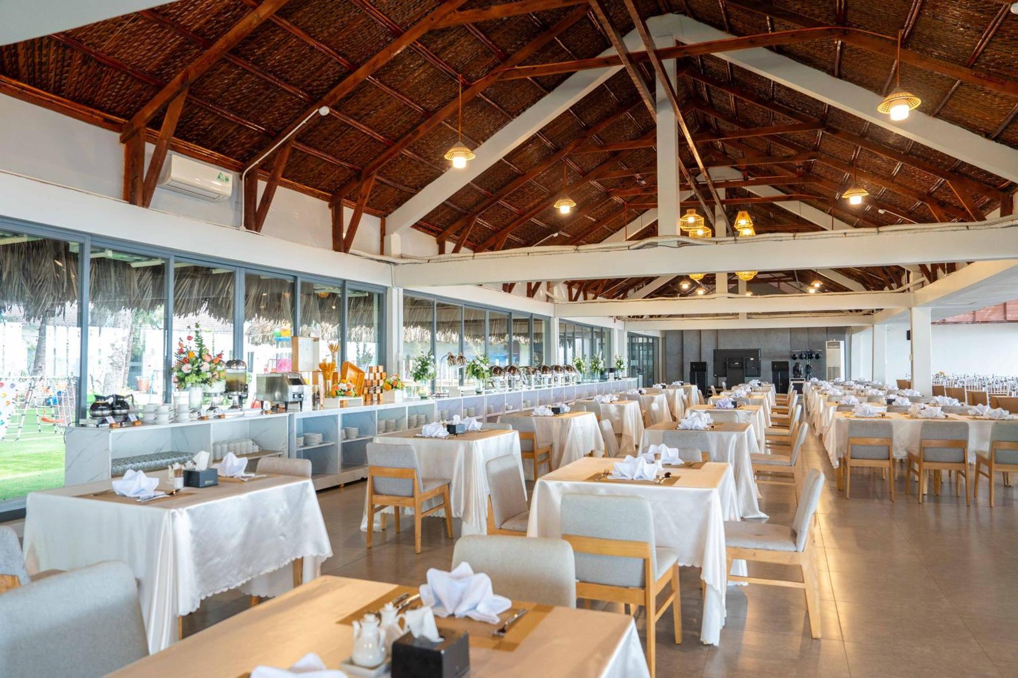 Resort Palace Long