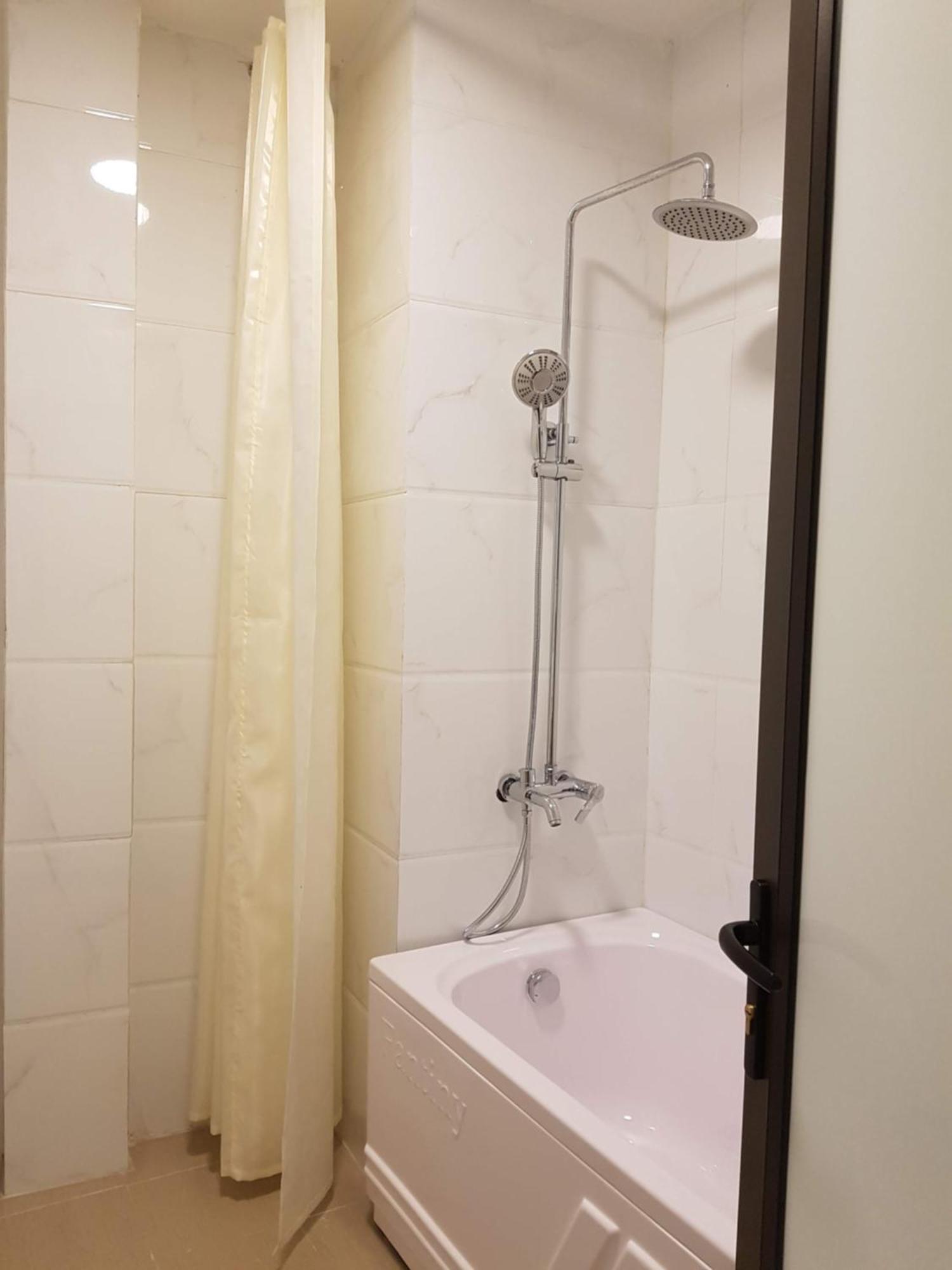 Hotel Anova 2 Hanoi