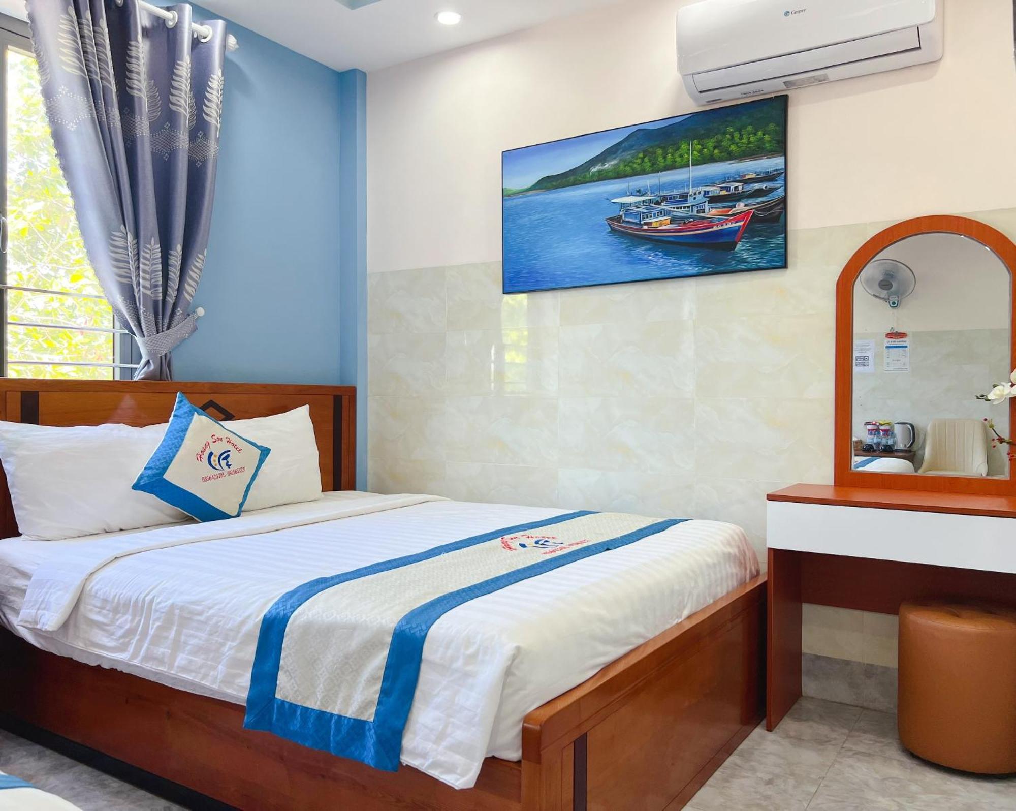Khach San Hoang Son Hotel 2*