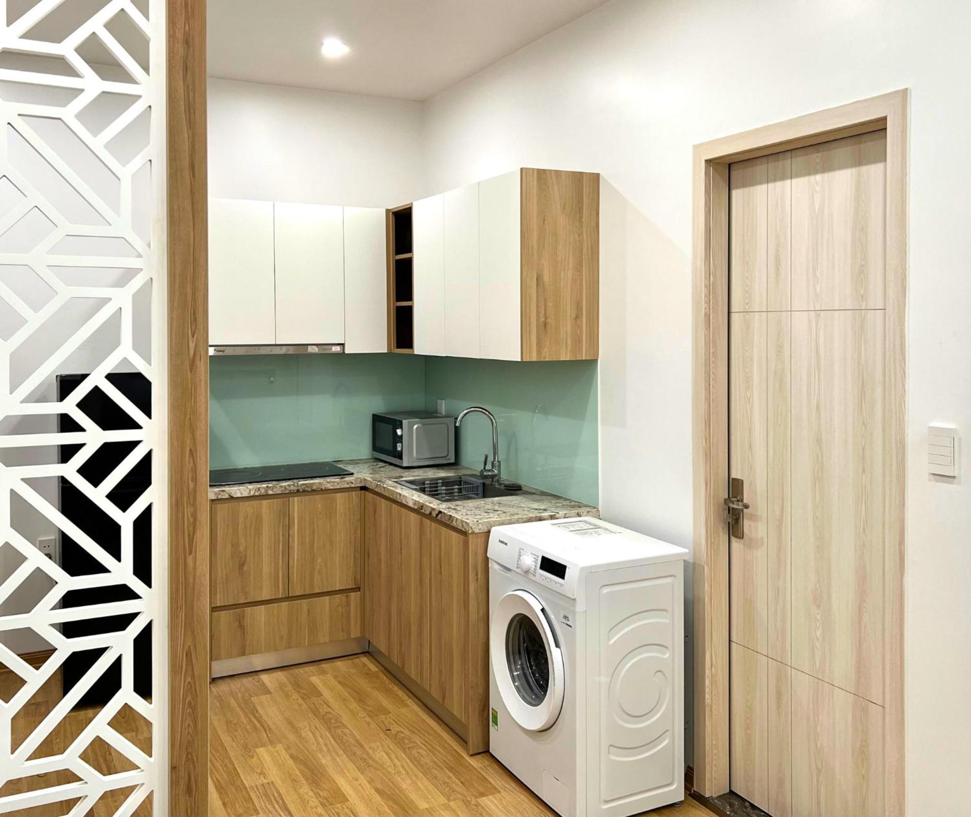 Merci Vinhomes Marina Phong *