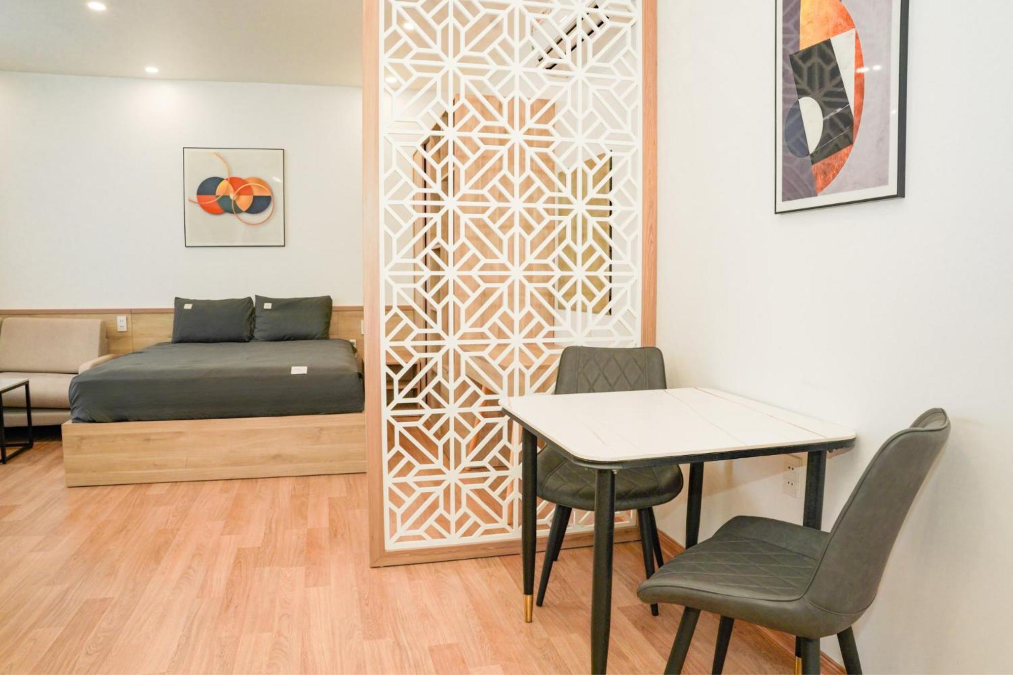 Merci Vinhomes Marina Phong Apartment *
