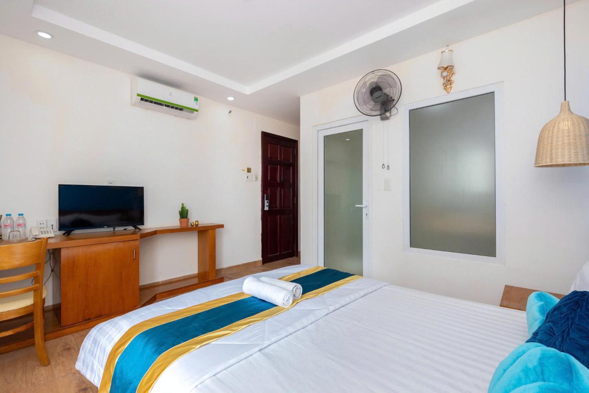 Khách sạn Edoya 3*