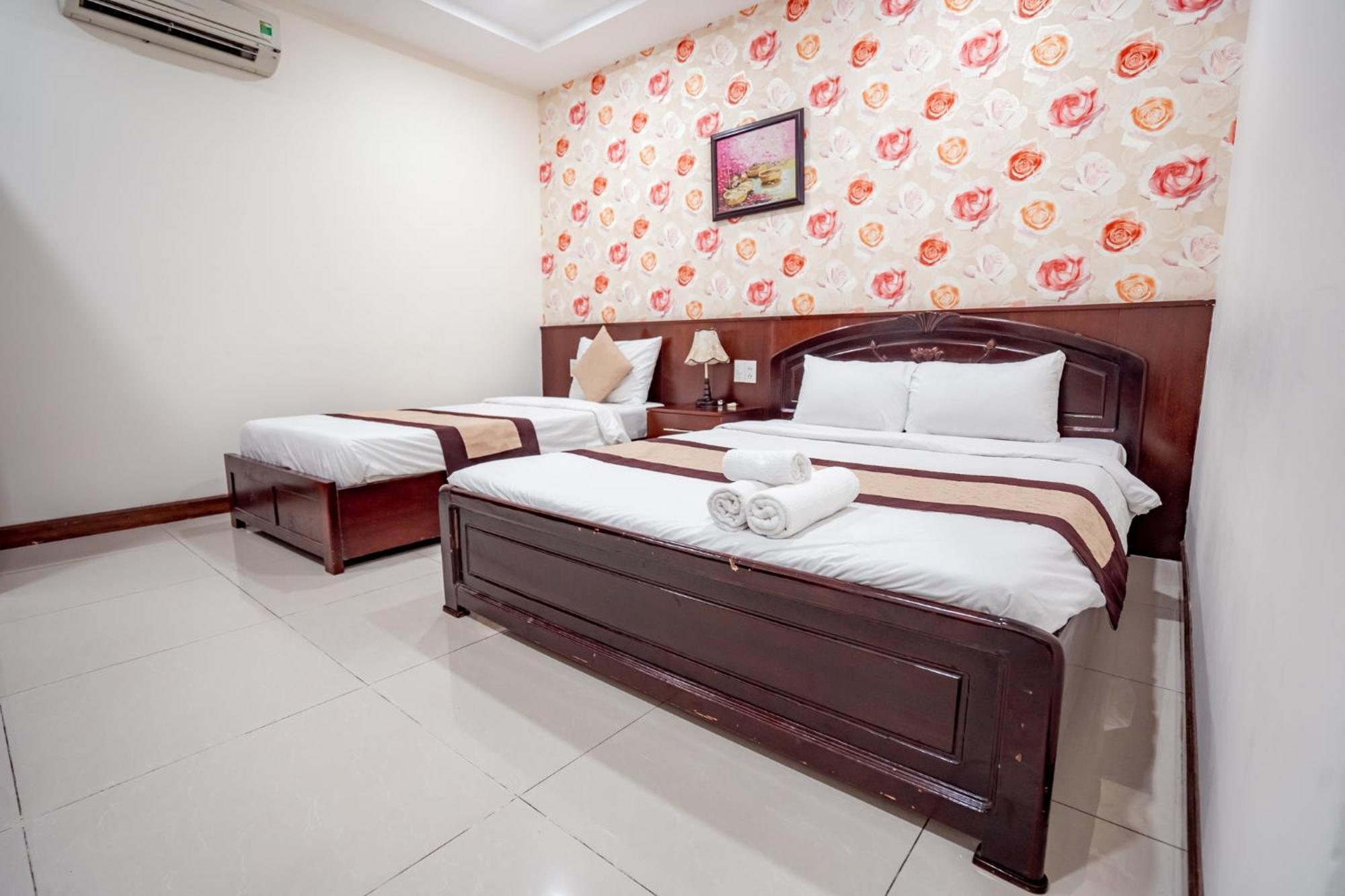 Luxury Hau Giang Khách sạn 2*