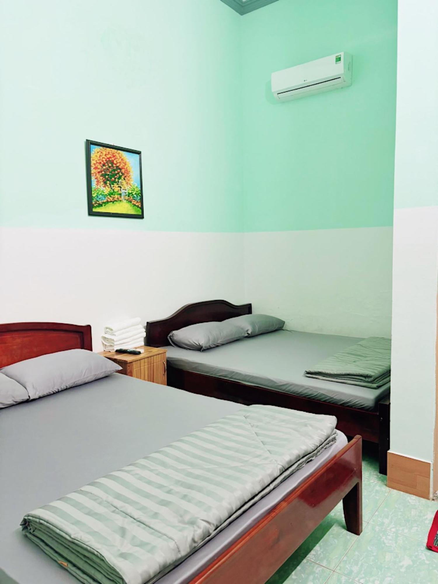 Minh Vy Bed & Breakfast Long Hai