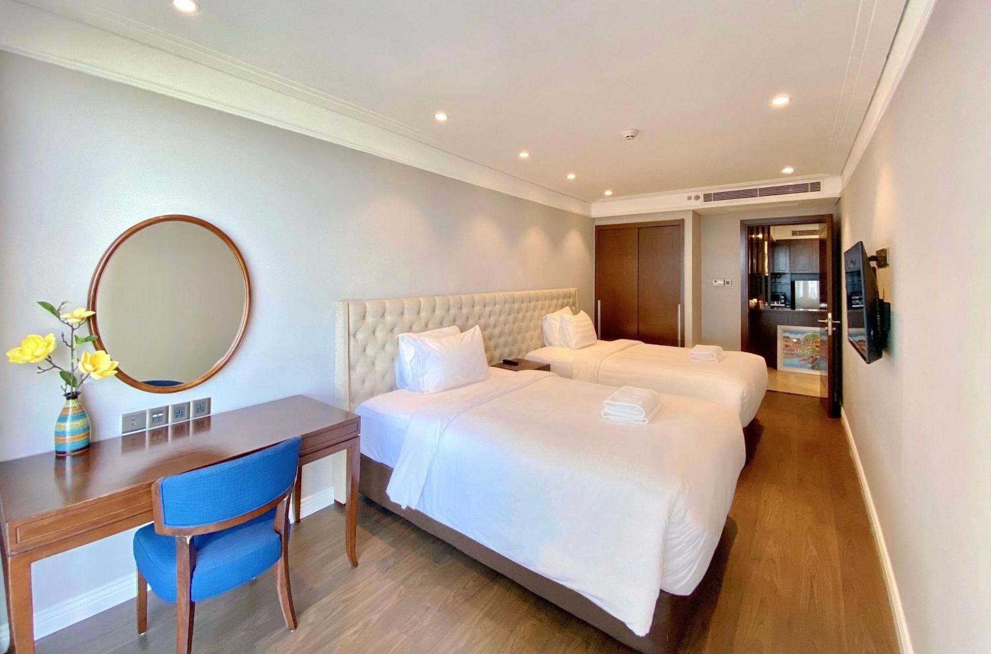 Sunrise Luxury With Ocean View