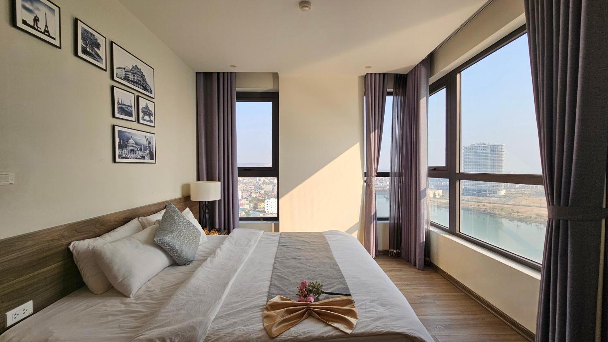 Greenbay Premium Bay Apartment Ha Long