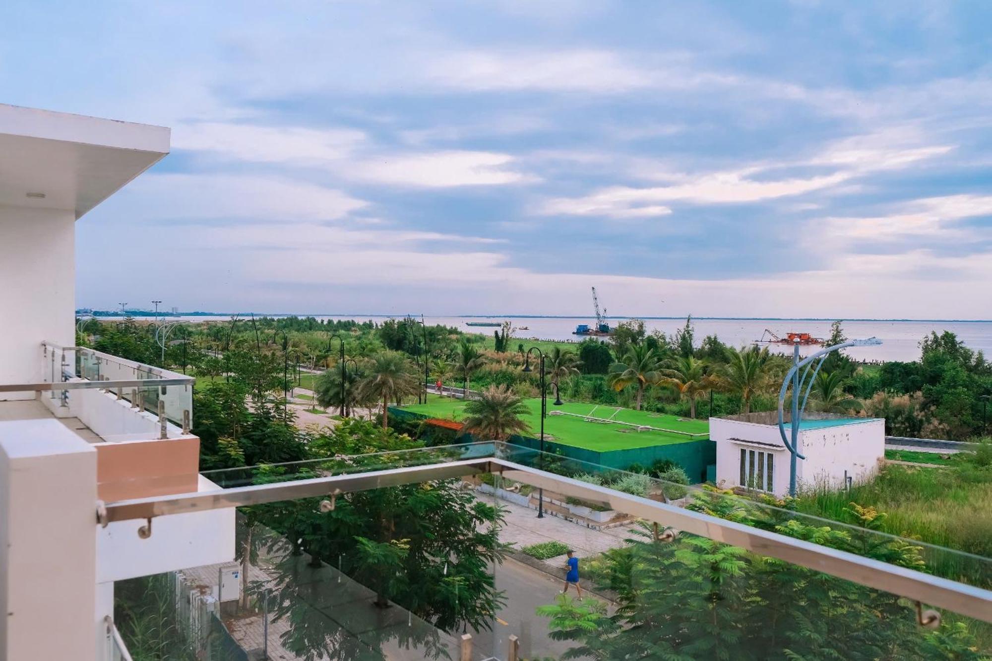 Hotel Khach San Khu Ben Tau Hieu Sang 68 Hostel & Villas Seaview Near Rach Gia Harbor Rach Gia