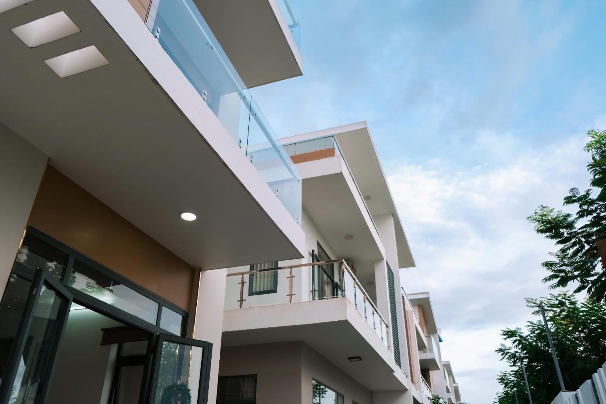 Hotel Khach San Khu Ben Tau Hieu Sang 68 Hostel & Villas Seaview Near Rach Gia Harbor
