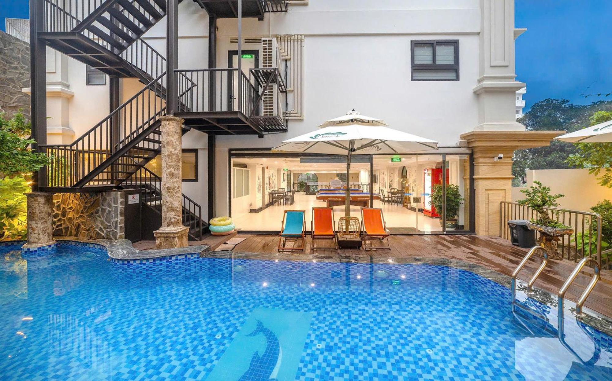 Hotel Lp &