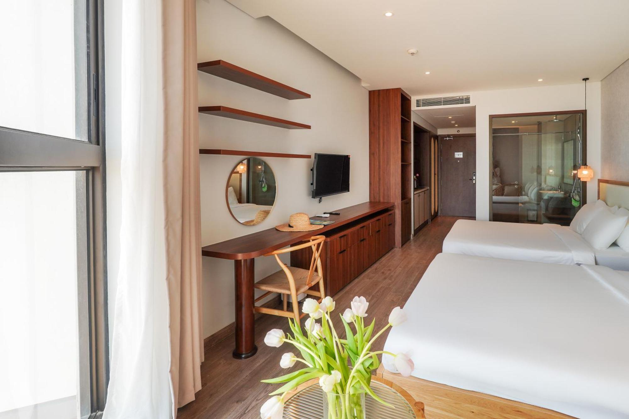 Vu Tran - Apec Mandala & 4* Mũi Né