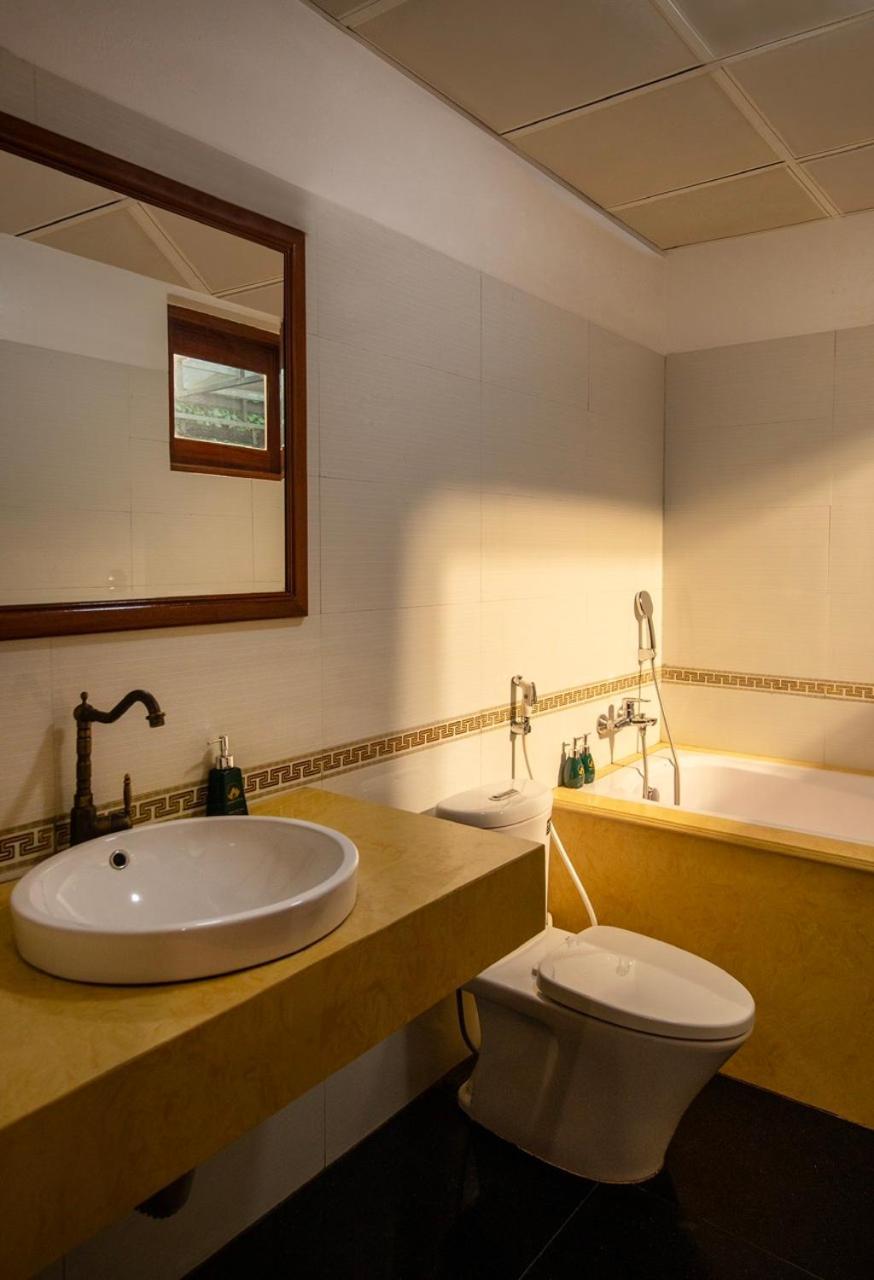 Hang Mua Khách sạn 4*