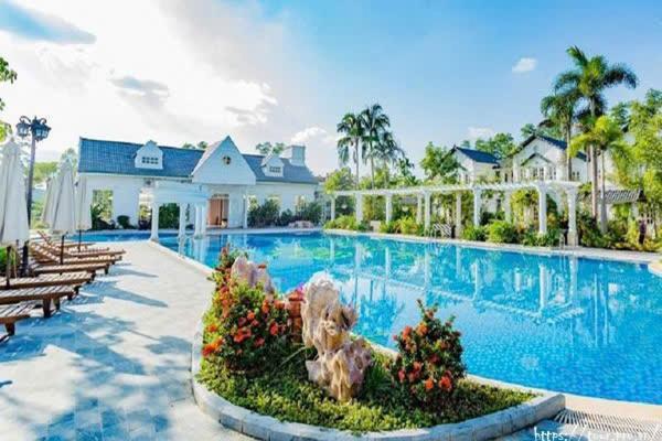 Resort Onsen Mineral Bath, Vuon Vua, Thanh Thuy, *