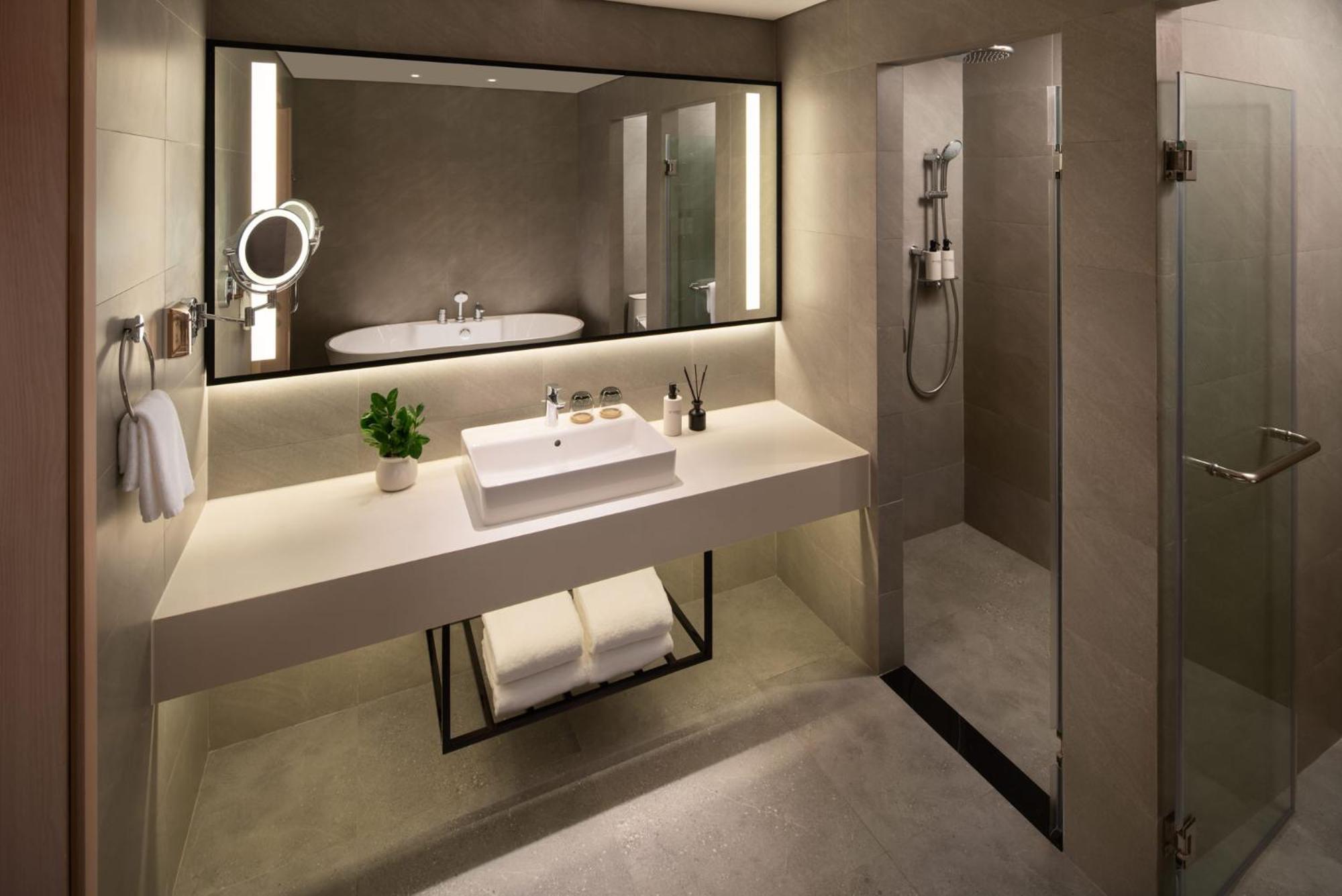 Modena By Fraser 5* Vinh Yen