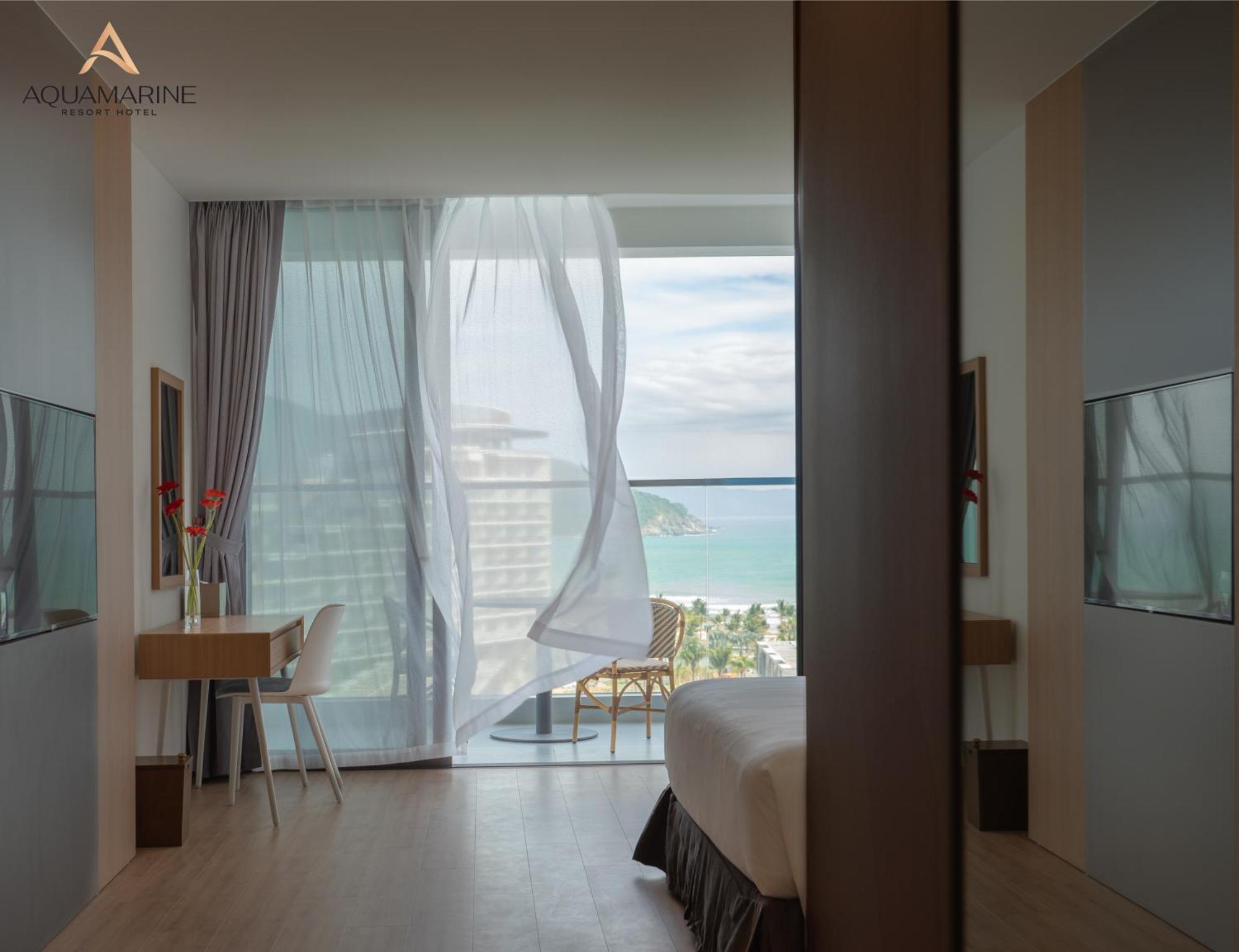 Aquamarine Beachfront & 5*