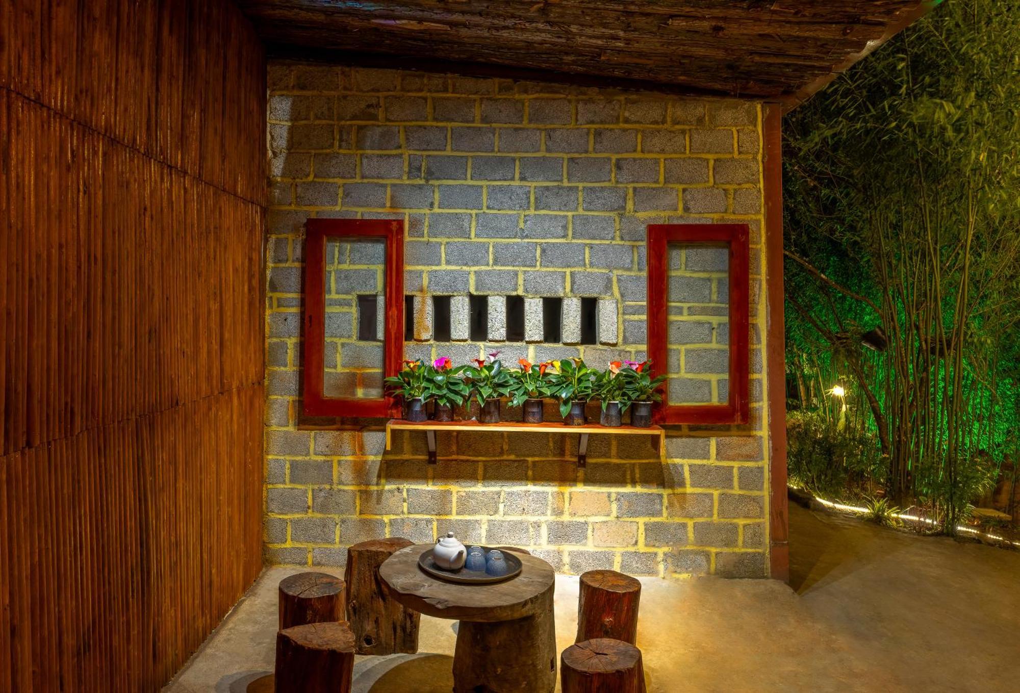 Sapaxa Spring Garden *