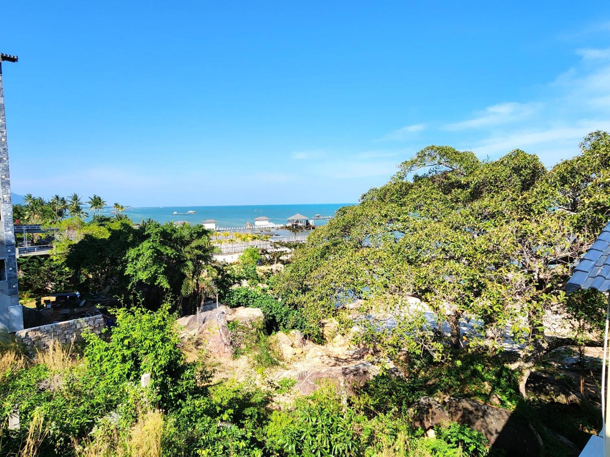 Sunny Shore * Phu Quoc