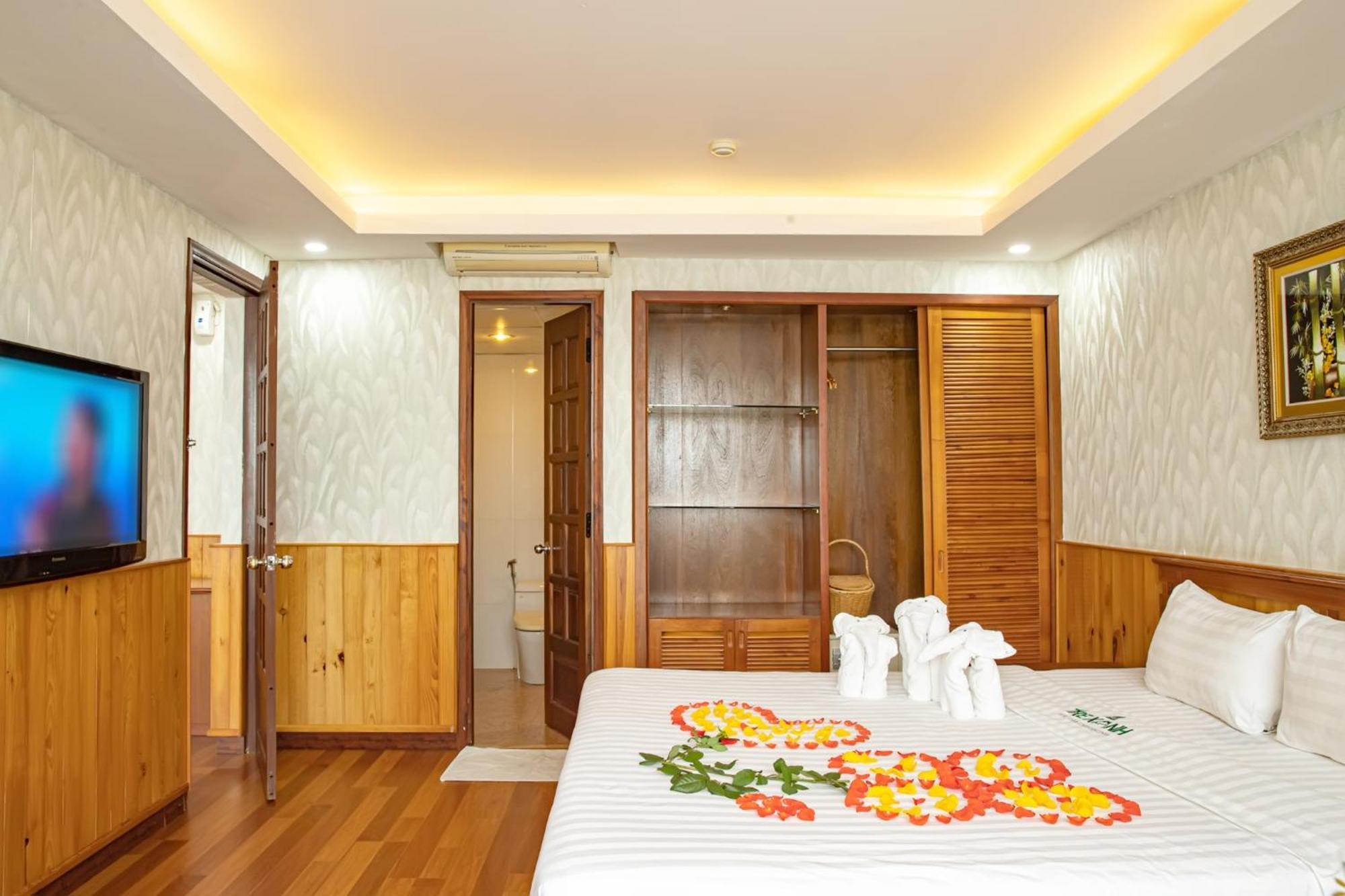 Tre Xanh Hotel