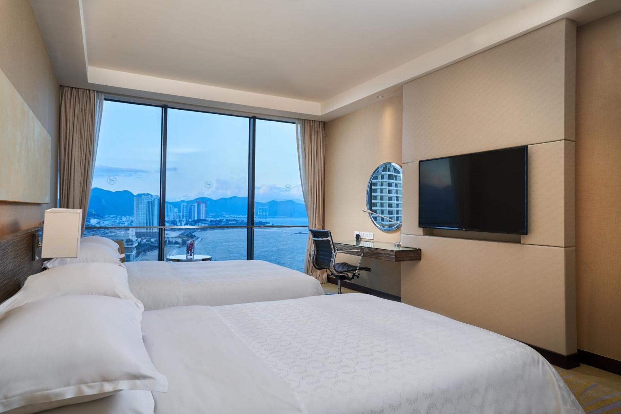 Hotel Sheraton &