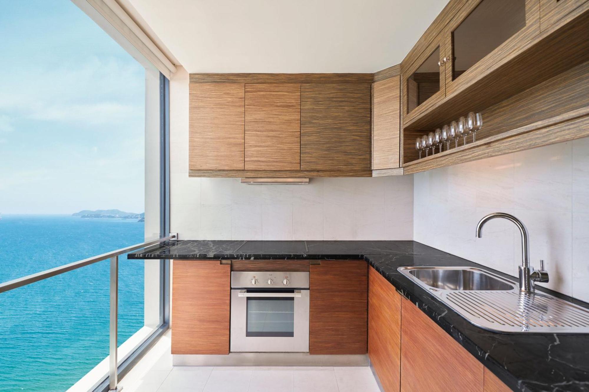 Hotel Sheraton & Nha Trang