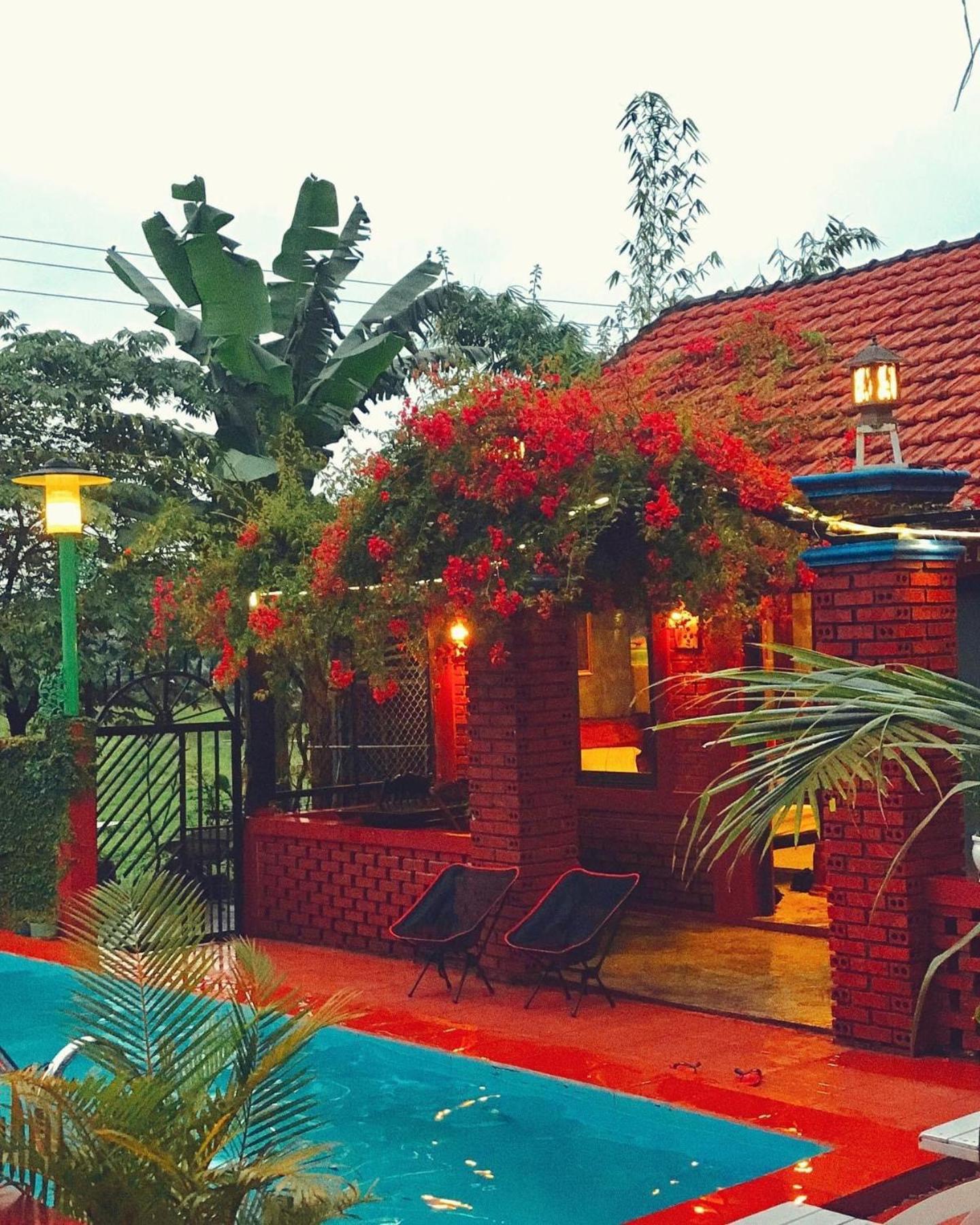Vu's Hotel *