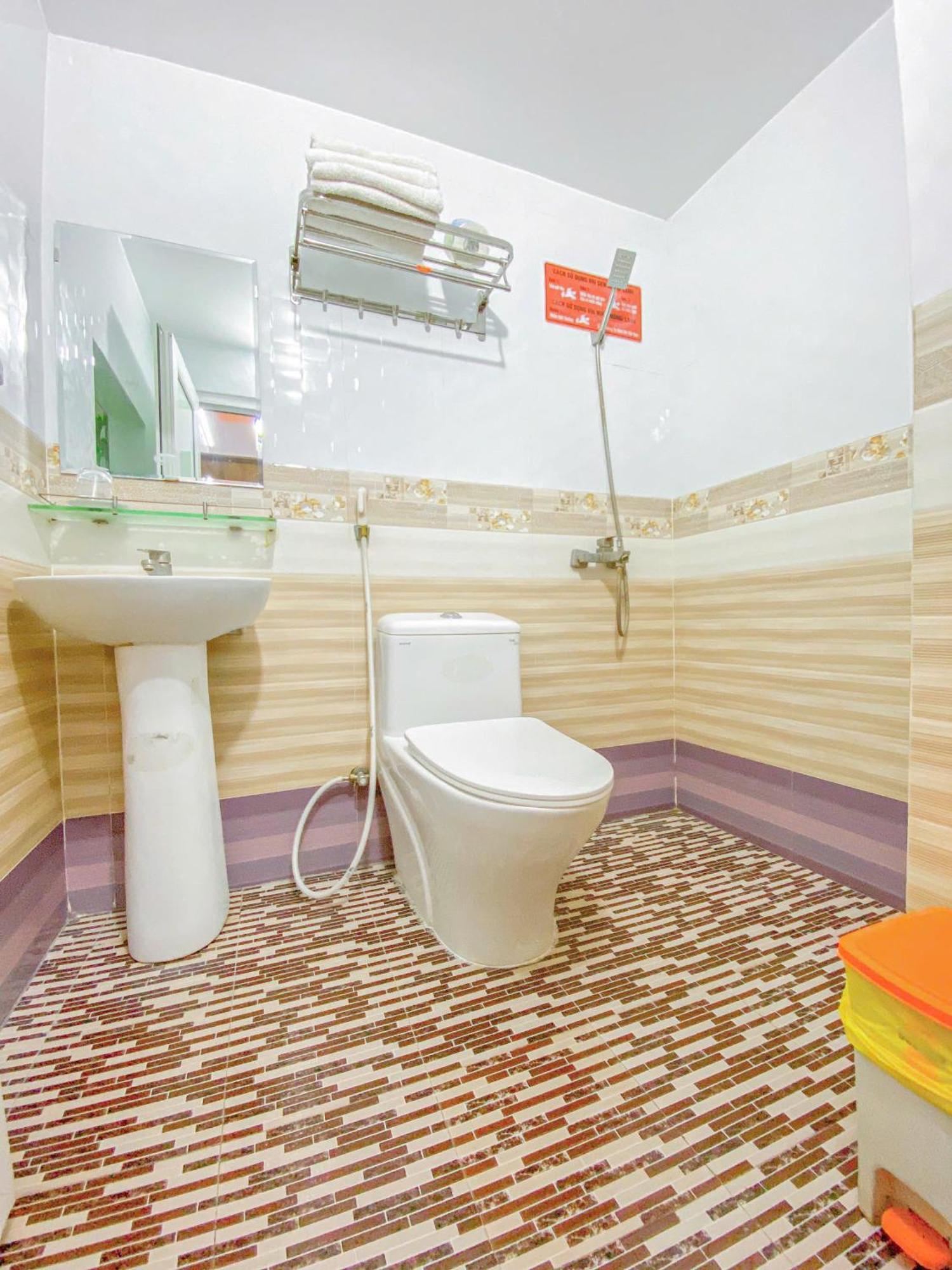 Hotel La Min - Dao Phu Quy Cu Lao Thu