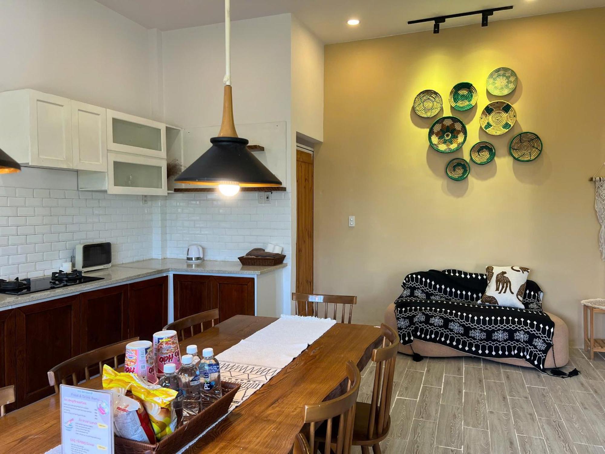 Chon's Dock & House Lease