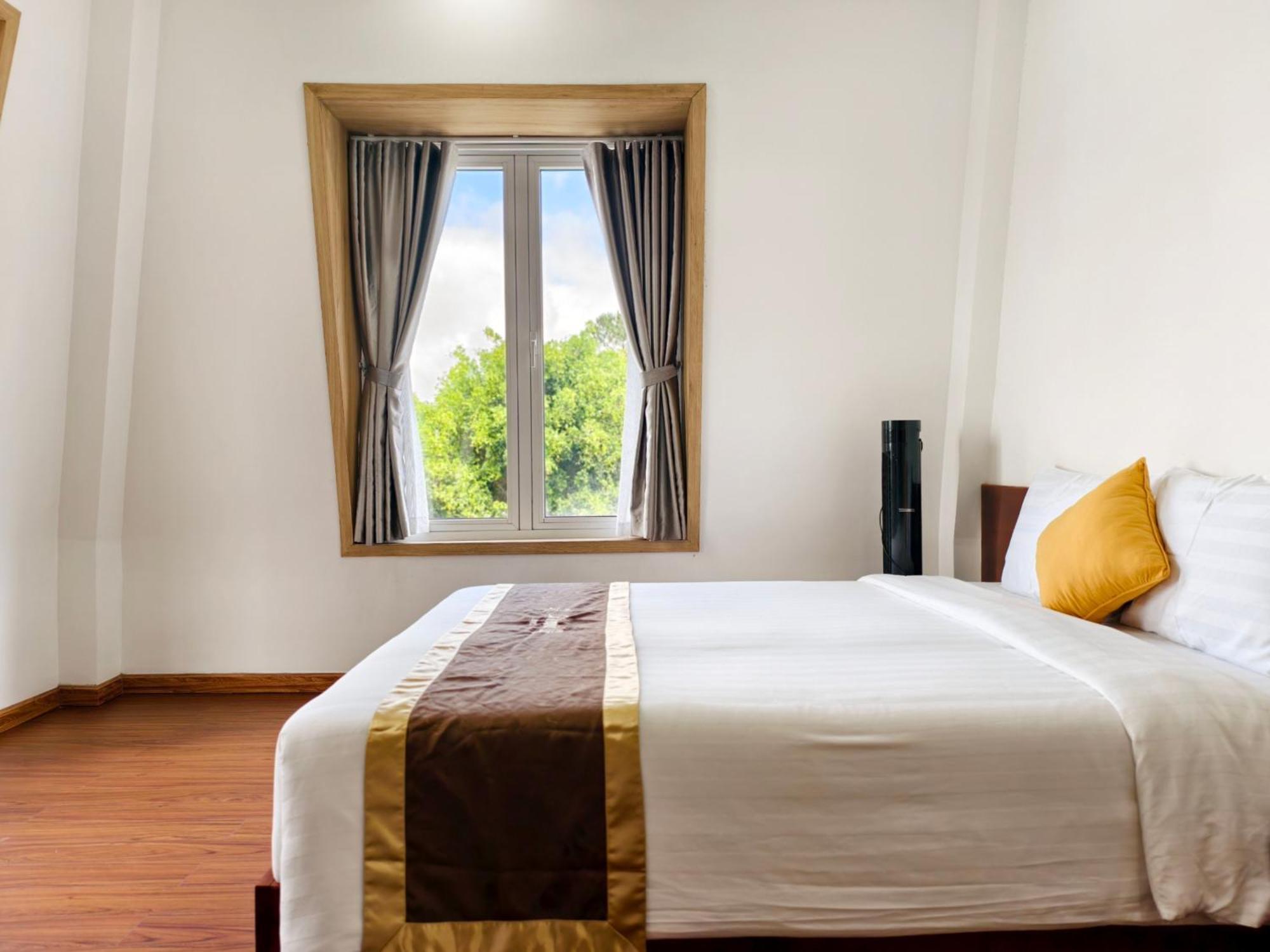 Hotel La Pense'e -