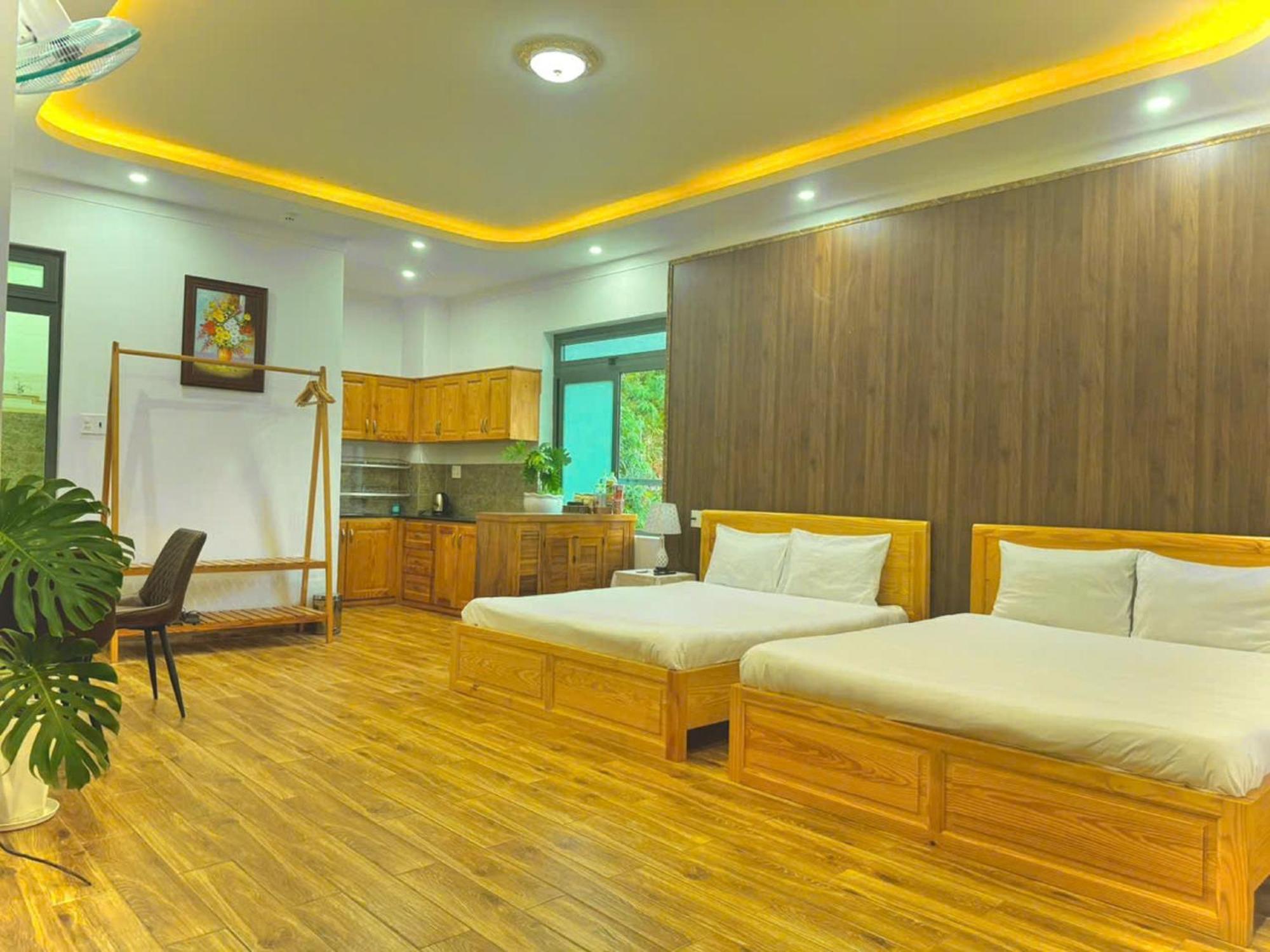 Lodge Pine Forest House *