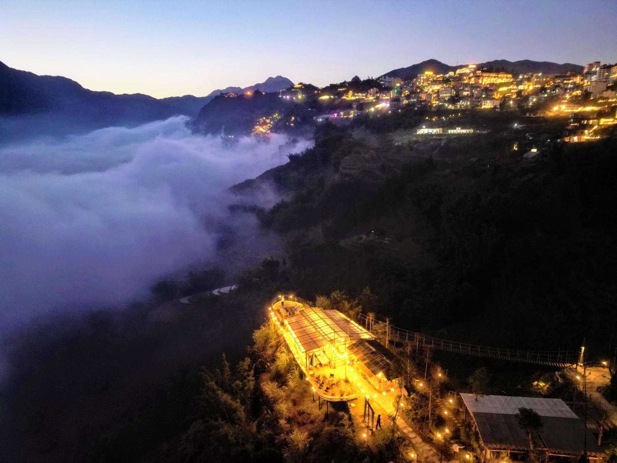 Phansi - Glamping, View Point 360, Bar & Bbq Luxury tent Sa Pa