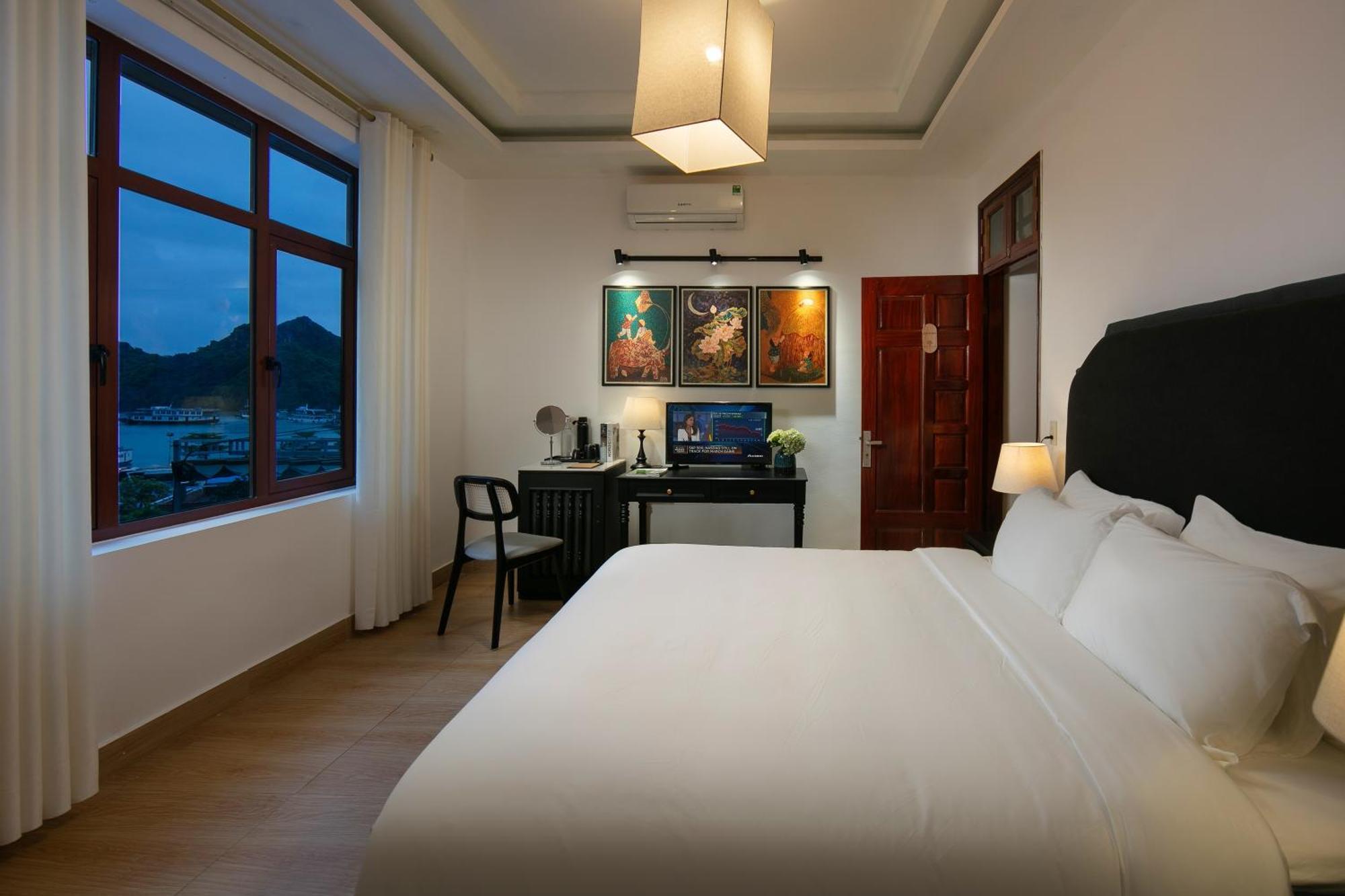 The Luxurious 4-bedroom By Maison Cat Ba Chan Chau