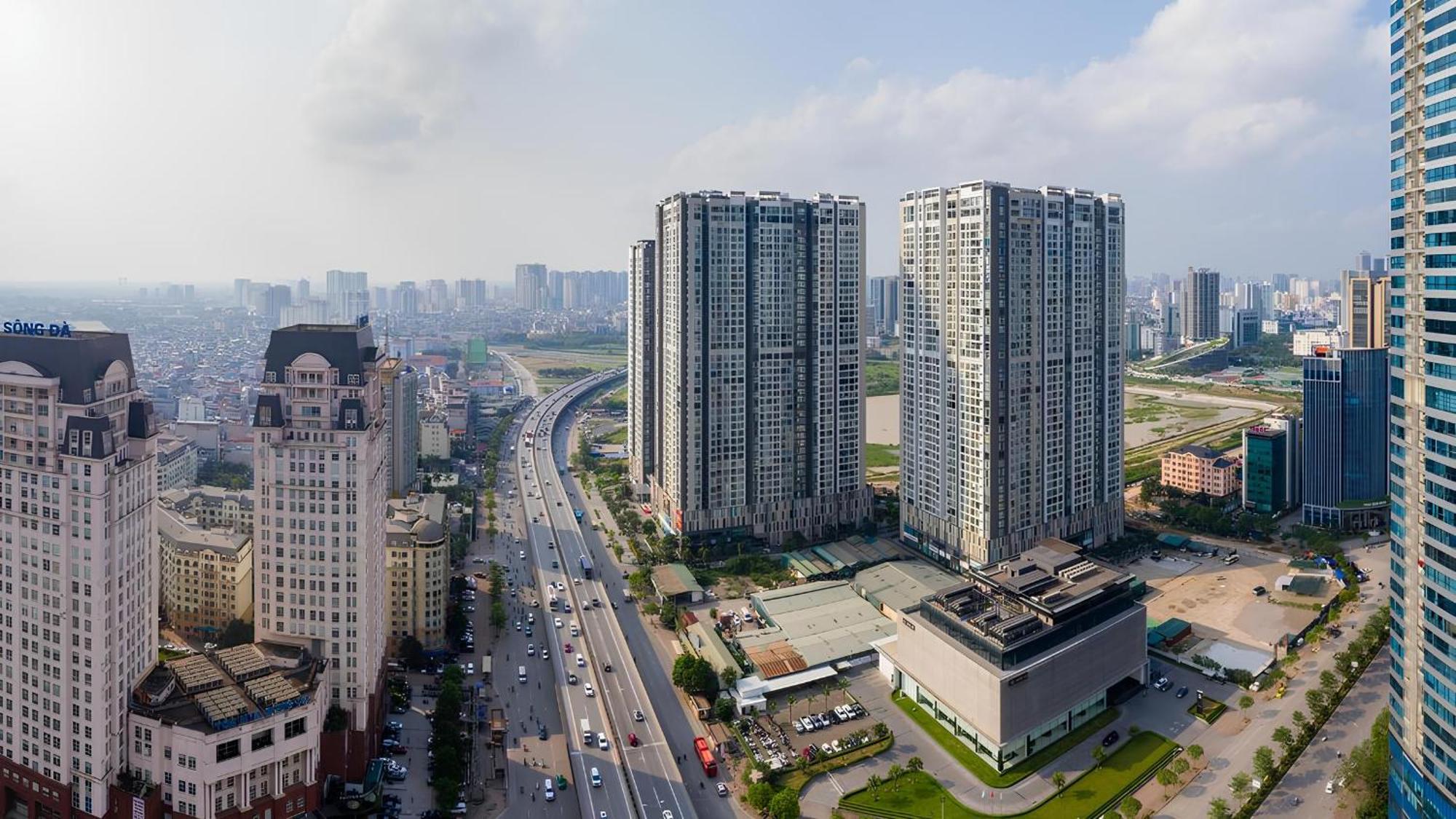 Apartment Vinhomes Skylake By Serene *