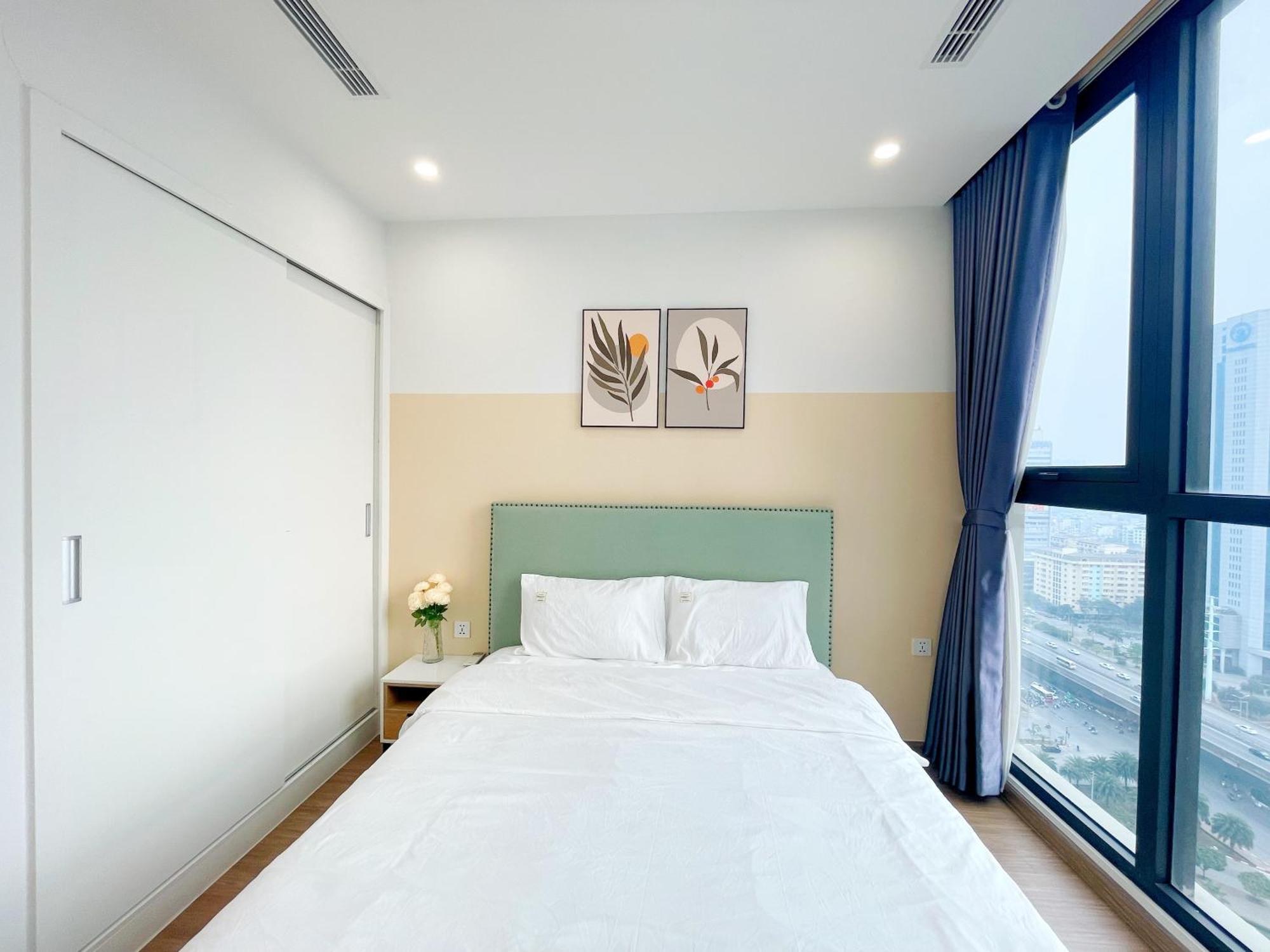 Apartment Vinhomes Skylake By Serene