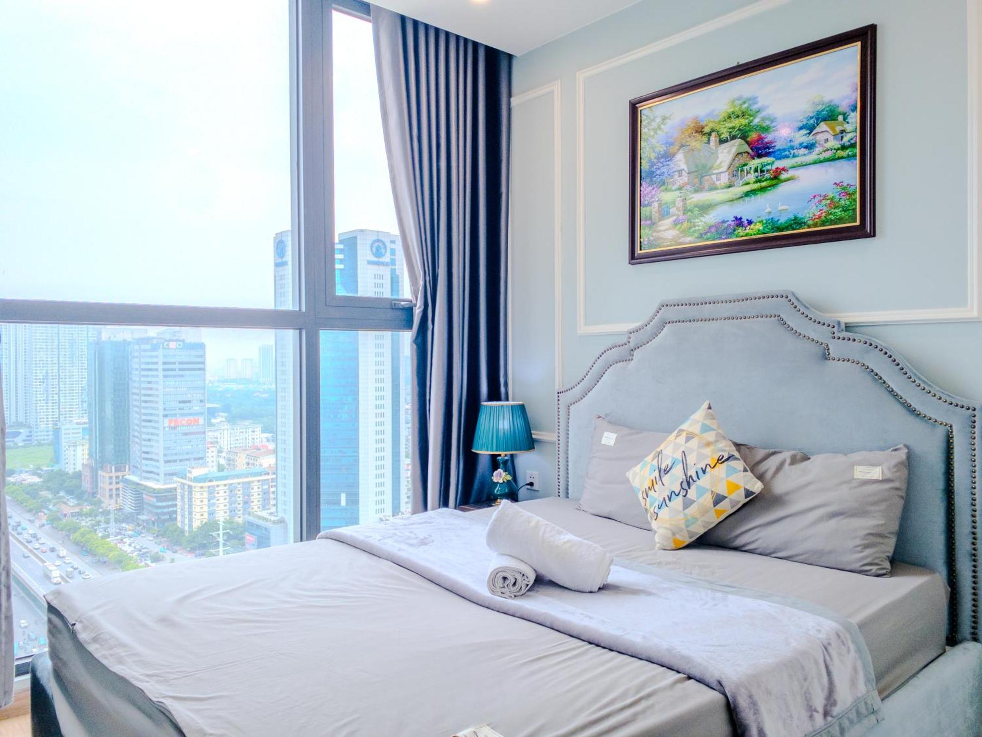Apartment Vinhomes Skylake By Serene