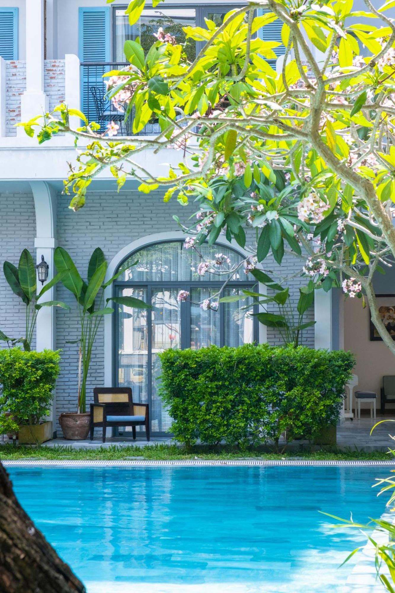 Salmalia Boutique & 4* Da Nang