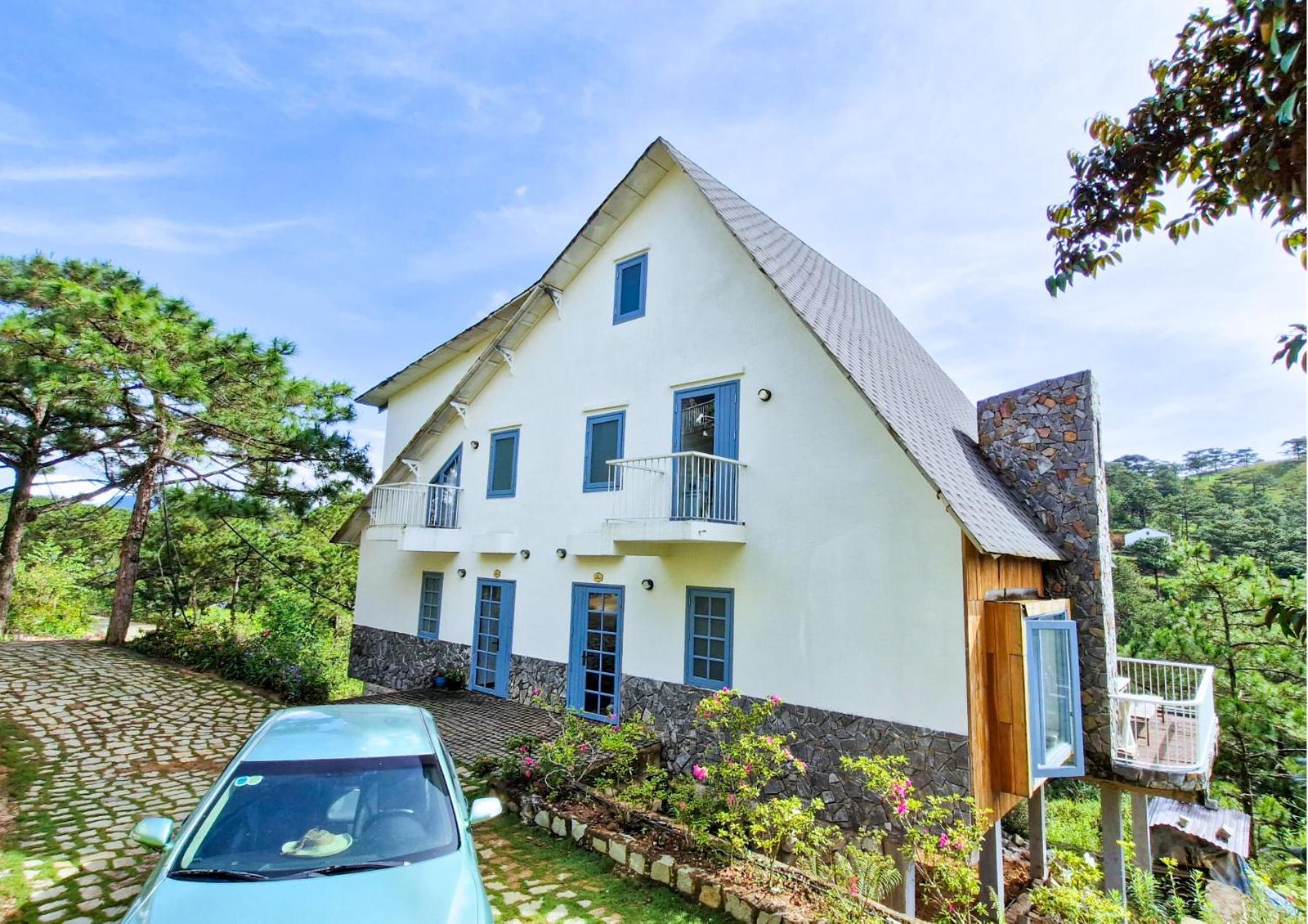 Apartment Trien Thong An Nhien Rung Trong Pho Da Lat