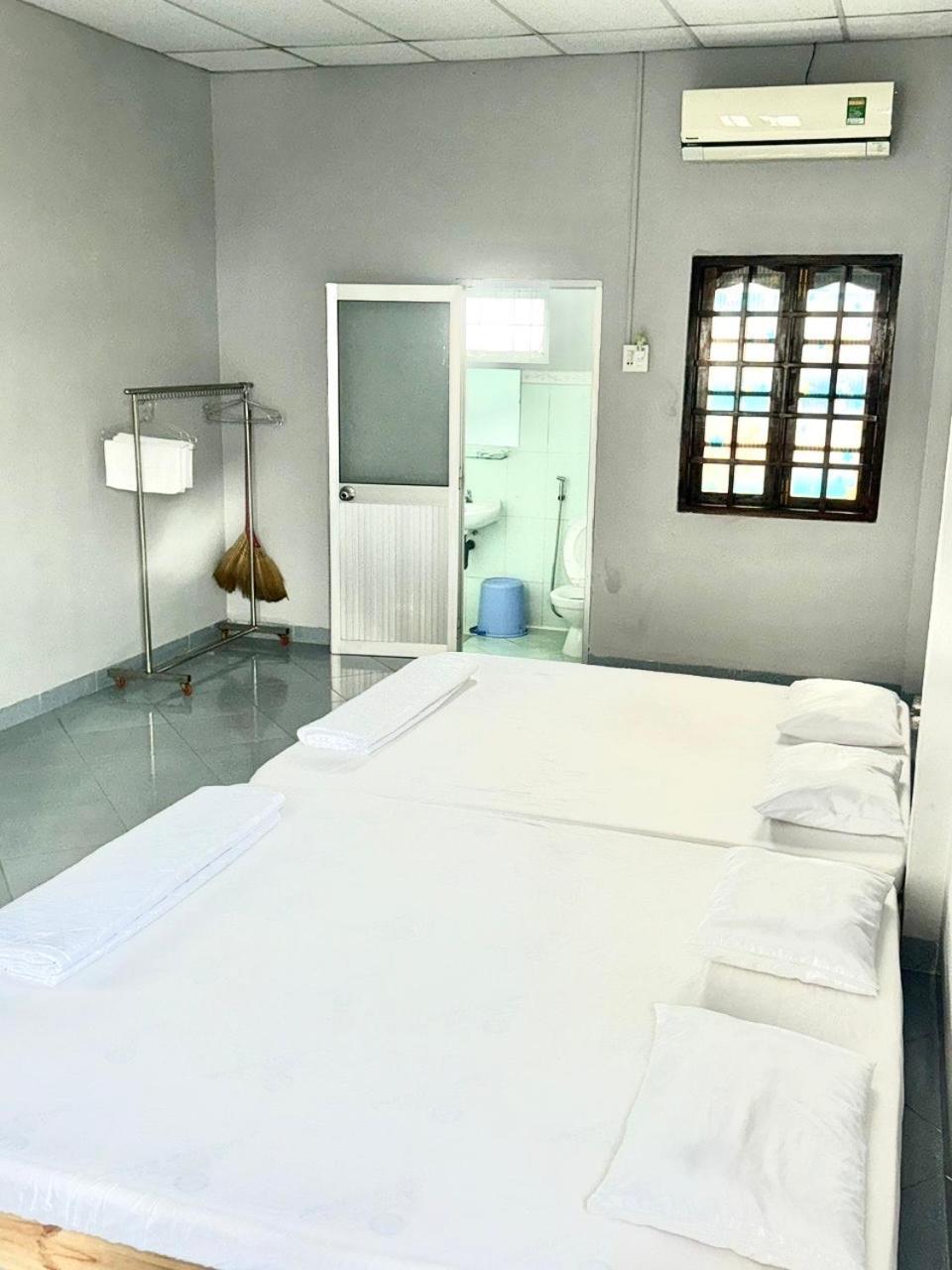 N.nghi Nhat Căn hộ *