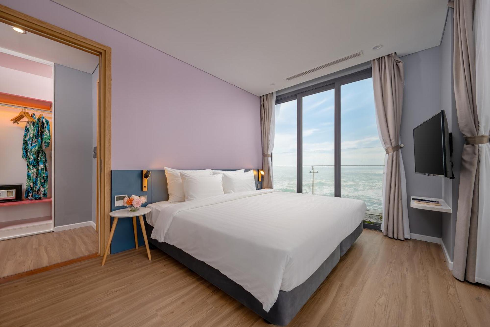 Flamingo Ibiza Tien