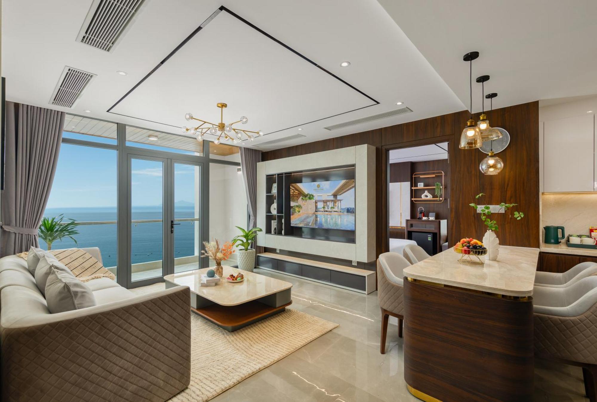 Phuc Long Luxury