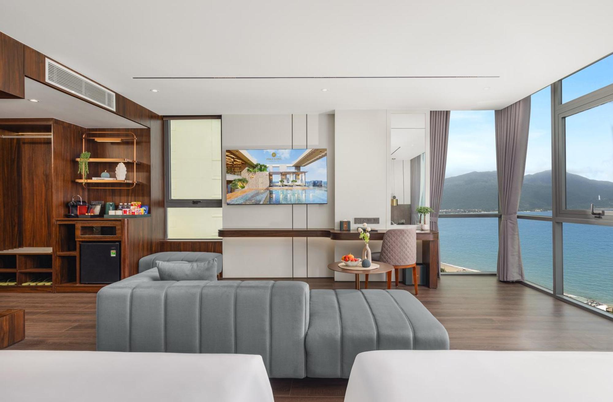 Phuc Long Luxury