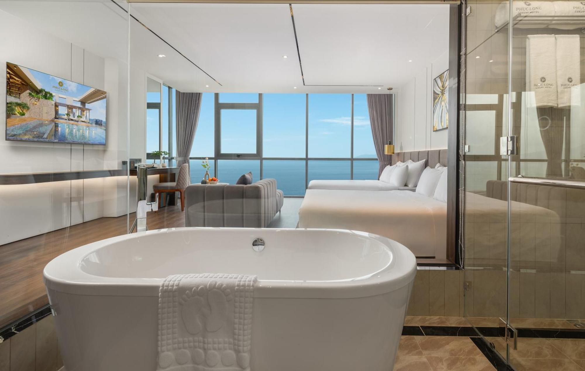 Phuc Long Luxury Hotel 4*