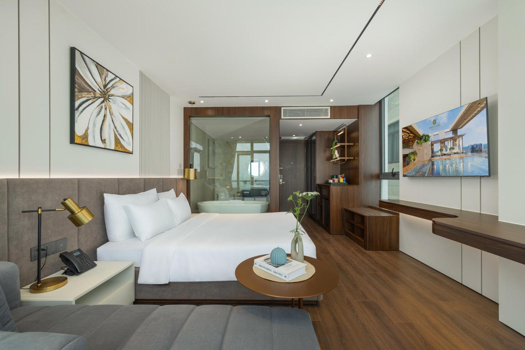 Hotel Phuc Long Luxury 4*