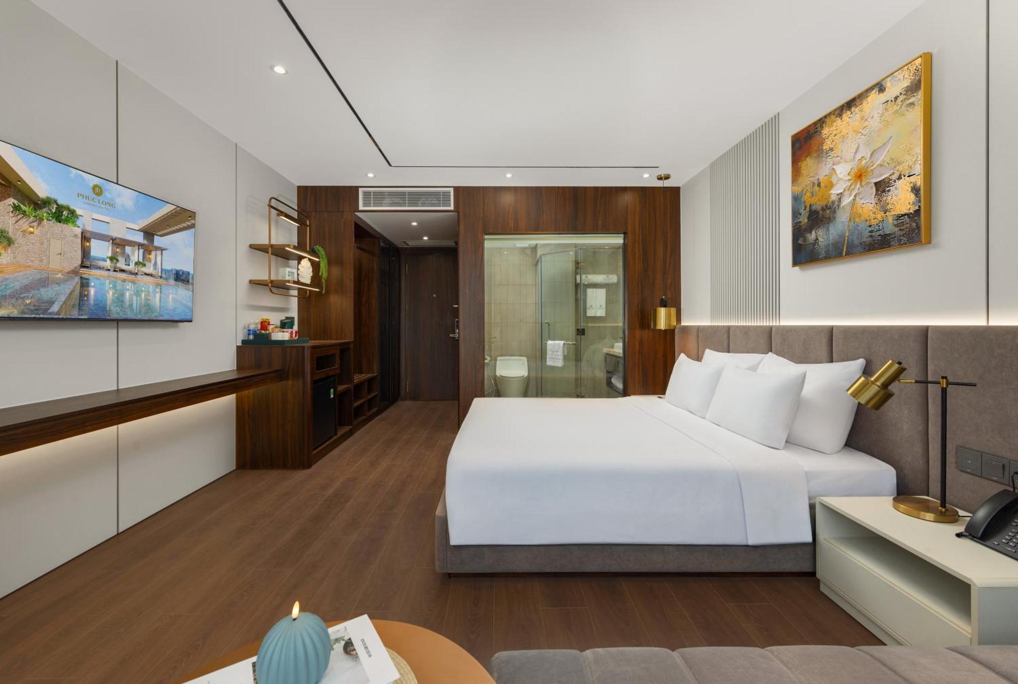 Phuc Long Luxury Hotel 4*