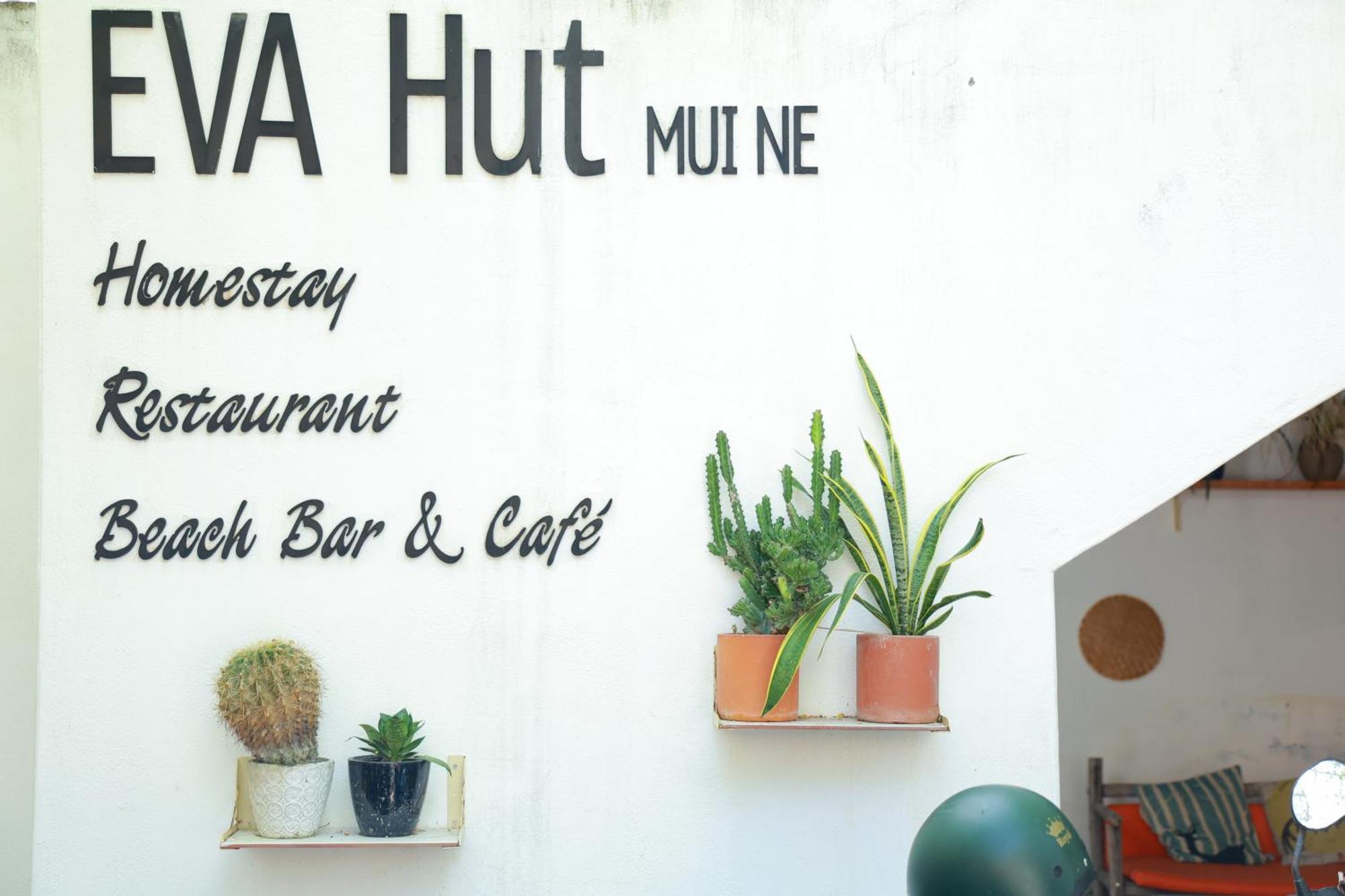 Hostel Eva Hut *