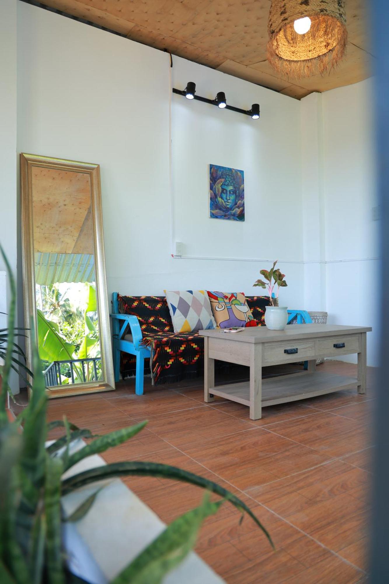 Hostel Eva Hut Mui Ne