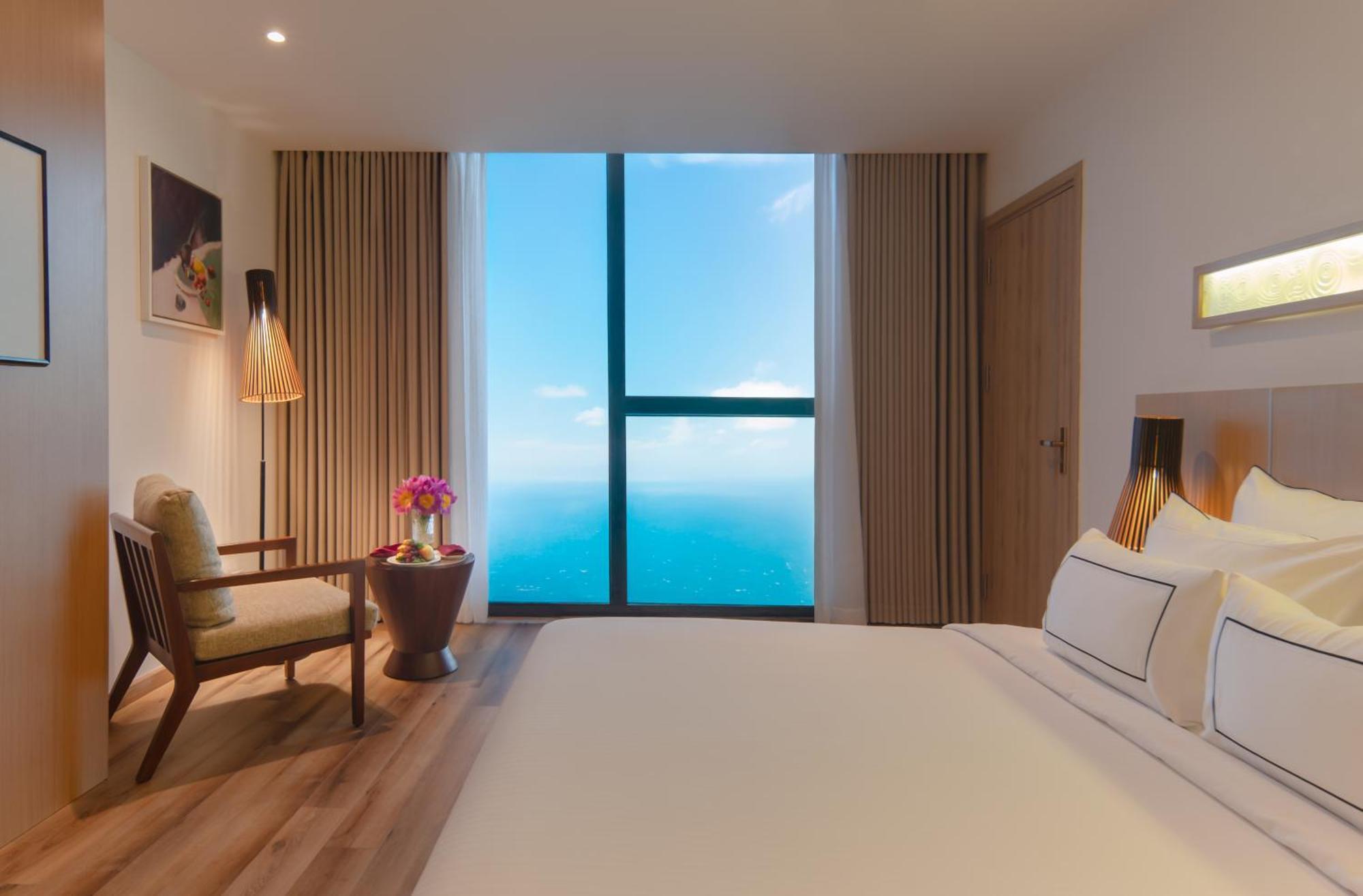 Starcity Hotel&condotel Beachfront Nha Trang